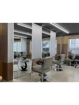 大通徒歩5分◇上質空間でハイクラスなスタイリストが手掛ける高技術カット×髪質改善サロン♪