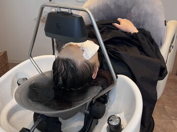 ラクス(Laks)の写真/頭浸浴で頭皮から髪質改善◇個室空間でリラックスしながら日々の疲れを癒し、最高のご褒美時間に…＊