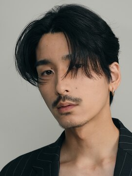 レタッチバイフィフス(RETOUCH by fifth) 原宿ニュアンスパーマ毛流れヘアセンターパート大人ビジネスヘア