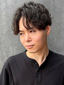 ソウル 福山駅前店(SOUL.) ニュアンスパーマ センターパート ツーブロック 刈り上げ