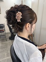 イズミ(izumi)&nbsp;ヘアアレンジ