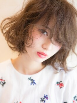 ヘアー アイスタイル(hair I.styLe)の写真/【7種の香りスパ付】仕上がりから実感できるフェミニンスタイル☆話題の[hair I.styLe ]で創る大人可愛い！