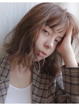 スーリール 箱崎店(Sourire) ウェーブ、ボブ、シルキーベージュ