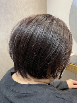 イコイ(icoi) ショートボブ×ツヤカラー×バーム