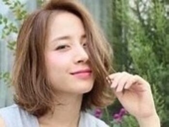 ドゥワドフェ 関目店(Doigt de fee)の写真/グレイカラーでも艶やかな発色と色持ちの良さが自慢◎豊富な色味の中から明るく思い通りのカラーを提案!