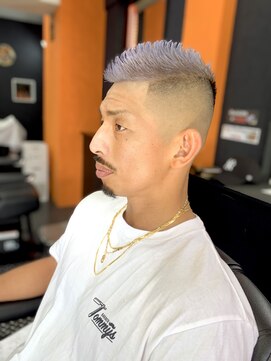 バーバートミーズ(BARBER Tommy's) buzz cut