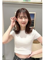 ビュートリアム 梅田(BEAUTRIUM)&nbsp;レッドブラウン/外ハネ/シースルーバング/レイヤー/ミディアム