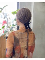 テトヘアー(teto hair)&nbsp;結婚式　ヘアアレンジ　リボンアレンジ　ブロンド　外国人風