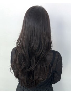 ワン バイ ジエクト(One by The Ect) 【レイヤーロング】暗髪透け感ダークグレージュ柔らかレイヤー