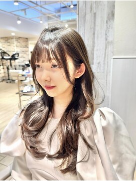 アフロート ディル(AFLOAT D'L) ☆ イメチェン小顔カット愛され斜めバング美髪シースルーバング