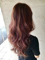 ハイナ(Hi...na)&nbsp;ピンクカラーハイライト