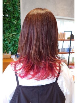 モスト ブリヤン(MOST BURYAN) ピンクインナーカラースタイル×30代脱マンネリカラー