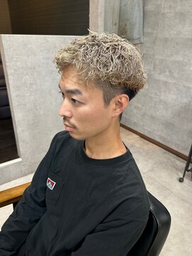 メンズ リコ(MEN'S RICO) ツイストスパイラル波巻きパーマブリーチパーママッシュ【大和】