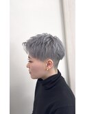 ベリーショートシルバーカラー！