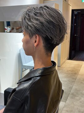 ルースト 京都河原町店(ROOST) ブリーチシルバーベージュバレイヤージュメンズカラー