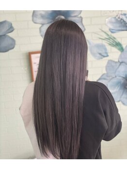 マナ 美容室(mana)の写真/ディ―プレイヤートリートメントでパサつきをおさえまとまるかみに。うるツヤ髪へ！