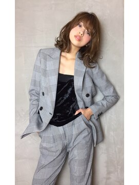 リンクス トウキョウ(LINKS TOKYO) 韓国女優バング　小顔ラインカット　ラフウェーブぐるふわパーマ