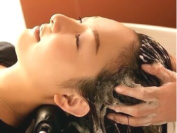 レフ プライベートヘアサロン(refu private hair salon)の写真/これは本当の話です・・・男性はもちろん、女性にも『頭皮加齢臭』があるのをご存知ですか？