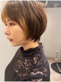 スタイリングも簡単　王道丸みショート