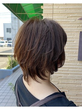 ヘアーメイク アチャ(hair make accha) ウルフスタイル