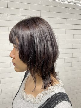 アシェット(assiette) ラベンダーカラーマッシュウルフスタイル【安田汐里】