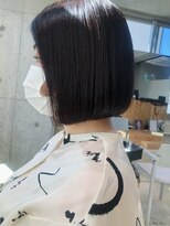 ライラ(Lyla)&nbsp;guest hair パツっと切りっぱなしボブ