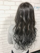 ラックスビーギャラリー なんば駅前店(LUXBE GALLERY) ＊津村＊style by LUXBE＊シアグレー・グラデーション