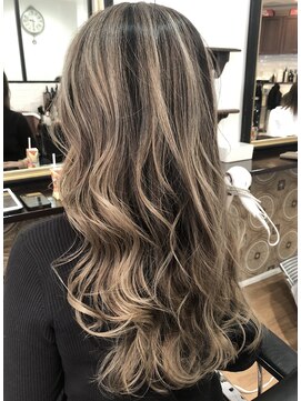 ジブドオブジェ(Jib d'obj) Contrast Highlights