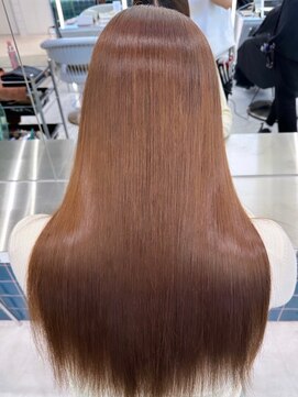 ロンドルーチェ 心斎橋(Lond luce) ダークアッシュ/ミディアムレイヤーカット［髪質改善/縮毛矯正］