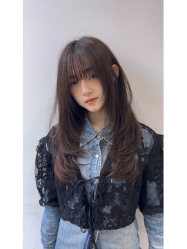 アマトウキョウ アユンチェ(AMA TOKYO×AYUNCHE) ウルフカット/韓国ヘア/韓国スタイル/髪質改善/レイヤーカット