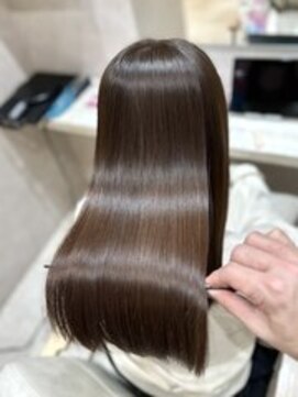 ジーナ 大阪茨木(Zina) 髪質改善*メルティカラー潤いロング*美髪【Zina大阪茨木】