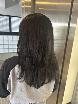 ヌビア 青葉台(NUBIA) ミディアムレイヤー【レイヤーカット/ラベンダー/青葉台】