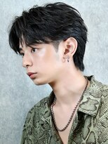 アーリー(Ali'i)&nbsp;黒髪センターパートシースルーバングフェザーパーマコンマヘア