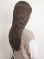 ルーム 大通店(ROOM)&nbsp;ブリーチなし透明感オリーブグレージュ暗髪ストレート秋カラー
