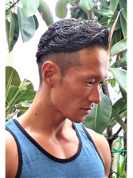 ココロコ(COCO LOCO) パーマでフロントを立ち上げ　タイトリバース