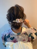 ヘアメイクサロン シャルメ(Hair Make Salon CHARMER) オトナカジュアルに決めたい方にオススメのシニヨン！