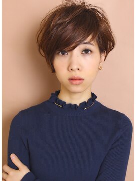 サーカス バイ ビュートリアム 青山(CIRCUS by BEAUTRIUM) 大人のフレンチハンサムシンプルショート