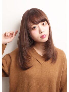 エイチツーオーアヴェダ 渋谷ヒカリエShinQs店 クロードモネH2Oアヴェダ 30代、40代におすすめ×レイヤーカット【渋谷/渋谷駅】