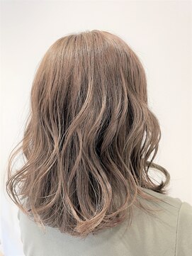 ラララ(LaLaLa) 洋風ふんわりカール