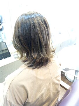 ヘアーデザインエスケープラス(HairDesign SK Plus) お手入れ簡単ハイライトミディアム[30代/40代/50代/60代]