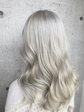 エンリー(ENlee) 【川瀬莉穂】ホワイトベージュ