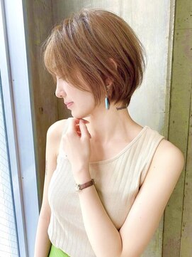 ロンド ラマ 岐阜(Lond bla-ma) 【Lond bla-ma】横顔美人な丸みショート_1