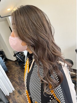 ファンド 千葉(fand) ハイライトカラー/グレージュ/レイヤーカット