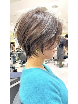 バンプ ギンザ(BUMP GINZA) 40代/50代/絶壁解消・前下がり・ショートボブ【浅野】