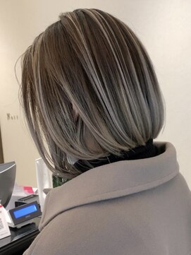 リード バイ ラグーン(LEAD by LAGOON) イヤリングカラーハイライトインナーカラーバレイヤージュ