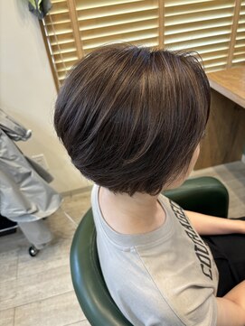 クロエバイラヴィズム 郡山さくら通り店(CLOE by LUVISM) ショートレイヤー(ハイライトカラー)