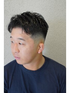 髪工房ケンズ 上新庄(髪工房ken's) アップバングフェード