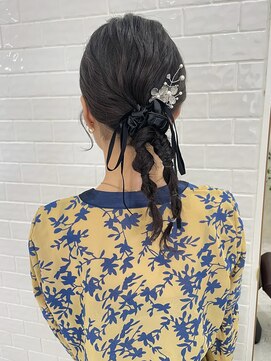 ナジック(749) 個性派ポニー×ヘアアレンジ