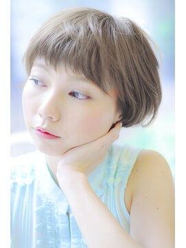 大人ショートボブ丸みショートカットマッシュショート前髪あり