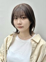 トルネード(TORNADO) 柔らか質感の前髪ありレイヤーミディ